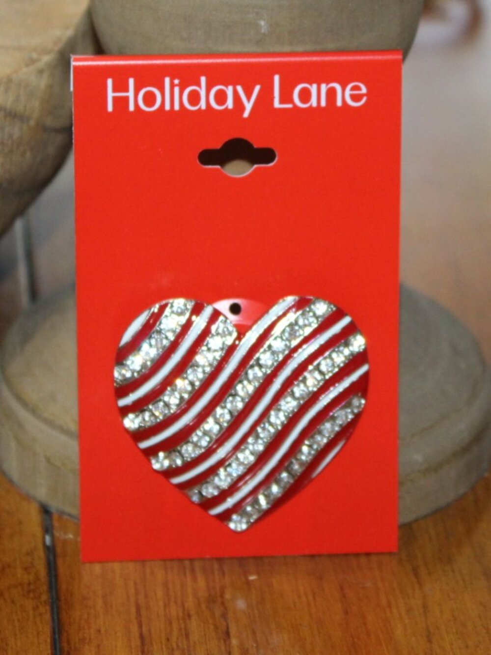 NWT Holiday Lane Crystal Bling Heart Brooch - Picture 4 of 7